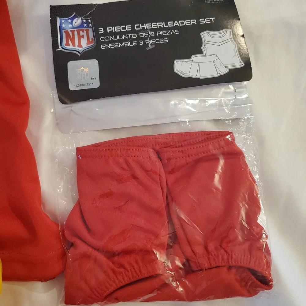 NWT‎ 3 Piece Kansas City Chiefs Cheerleader Outfit, Youth Size 6x
